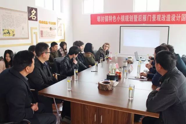 一批批參觀團(tuán)為何頻頻到云臺冰菊基地參觀？